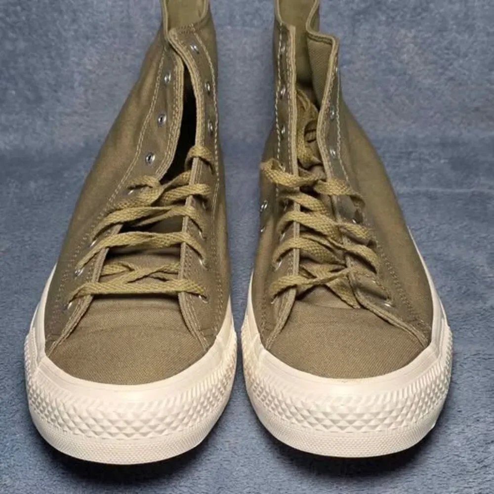 Converse fresh pair